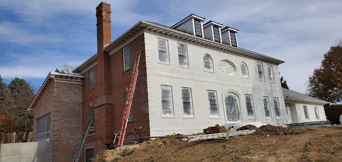 Omaha home before exterior painting service